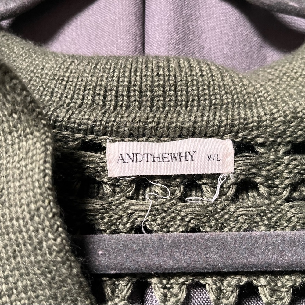ANDTHEWHY brand waffle knit like hole sweater with collar - Picture 3 of 6